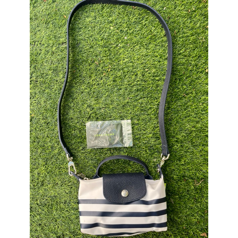 longchamp le pliage striped pouch สายแท้ ของแท้