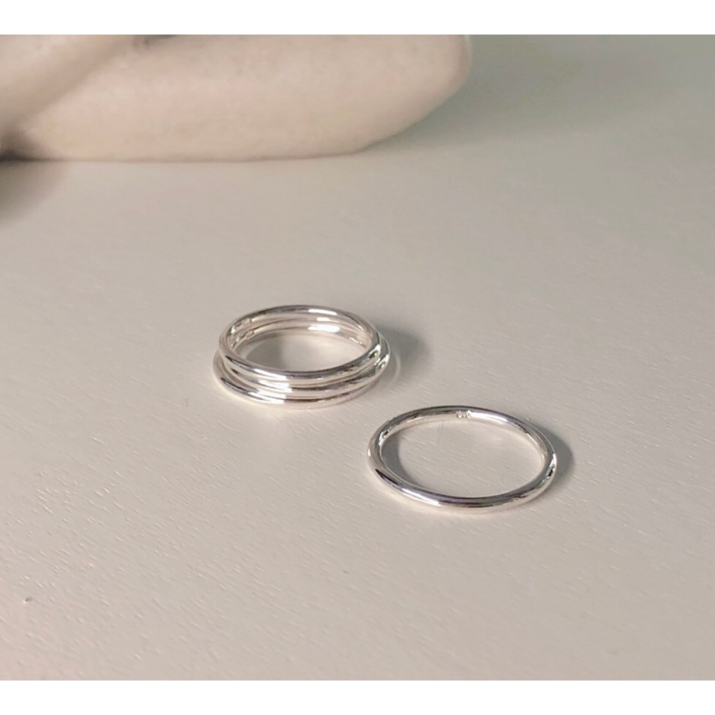 Simple mini ring handcrafted by minormood แหวนเงินแท้ 925