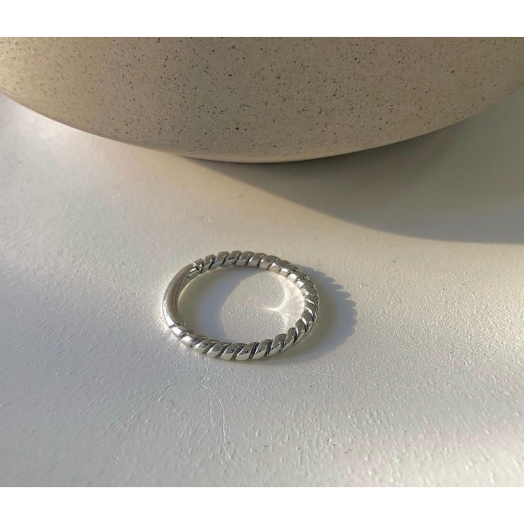 Spiral ring handcrafted by minormood แหวนเงินแท้ 925