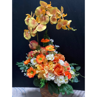 แจกันดอกกล้วยไม้แสดงความยินดีในโอกาสต่างๆ