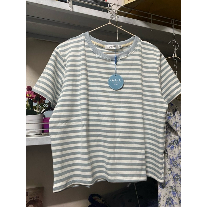 ส่งต่อเสื้อแบรนด์ดังใน tt Only u อก42 ได้ถึง ยืดได้ 50+ ไซส์L