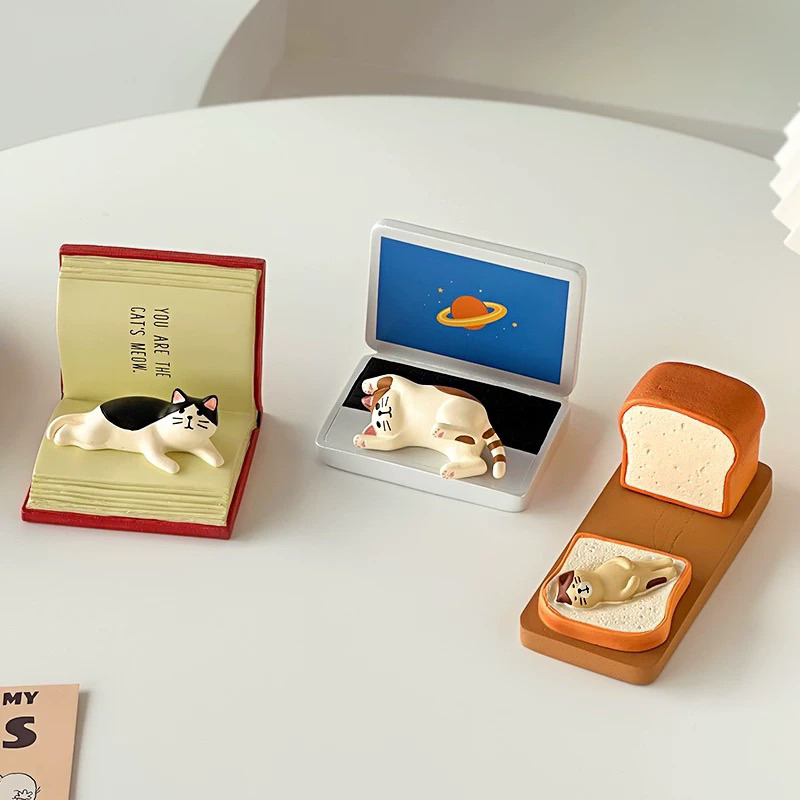 🇹🇭พร้อมส่ง!! DECOLE ญี่ปุ่น ZAKKA ที่ตั้งโทรศัพท์ ของขวัญ แท็บเล็ตน้องแมว เรซิ่นงานฝีมือ โมเดล