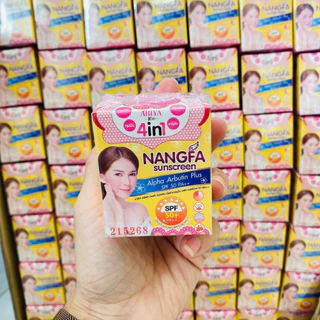 กันแดดนางฟ้า บาย อารยา *by ariya (1กล่อง)