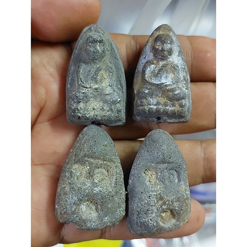 หลวงปู่ทวดเนื้อว่านปี2505วัดเขาอ้อ_โค้ด_ข.อ .(เขาอ้อ)ของแท้นำมาแบ่งบุชาครับจากวัดเขาอ้อ💯