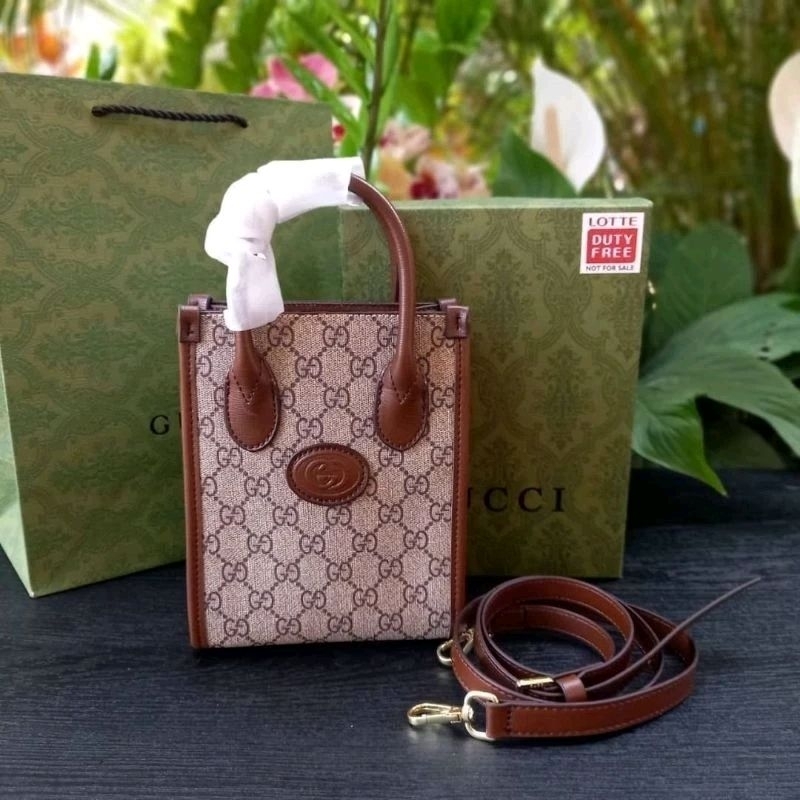 มือ1🌺🌺กระเป๋าสะพายข้าง​ Gucci​ ทรง​Tote.📌📌(พร้อมกล่อง)​