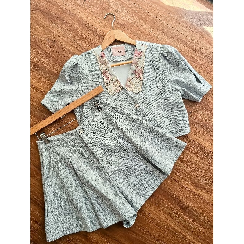 ชุดเซ็ต calories fashion ผ้าทวิตซ์ มือสอง Size L