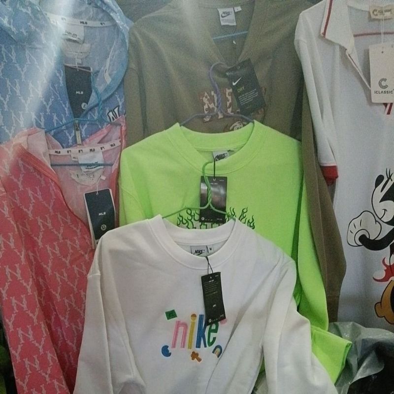 เสื้อผ้าแบรนด์มือ 1 ราคาถูก (ไลน์)