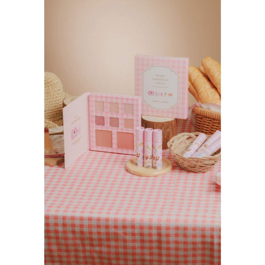 Fresho2 X Ladcha What makes us girls collection