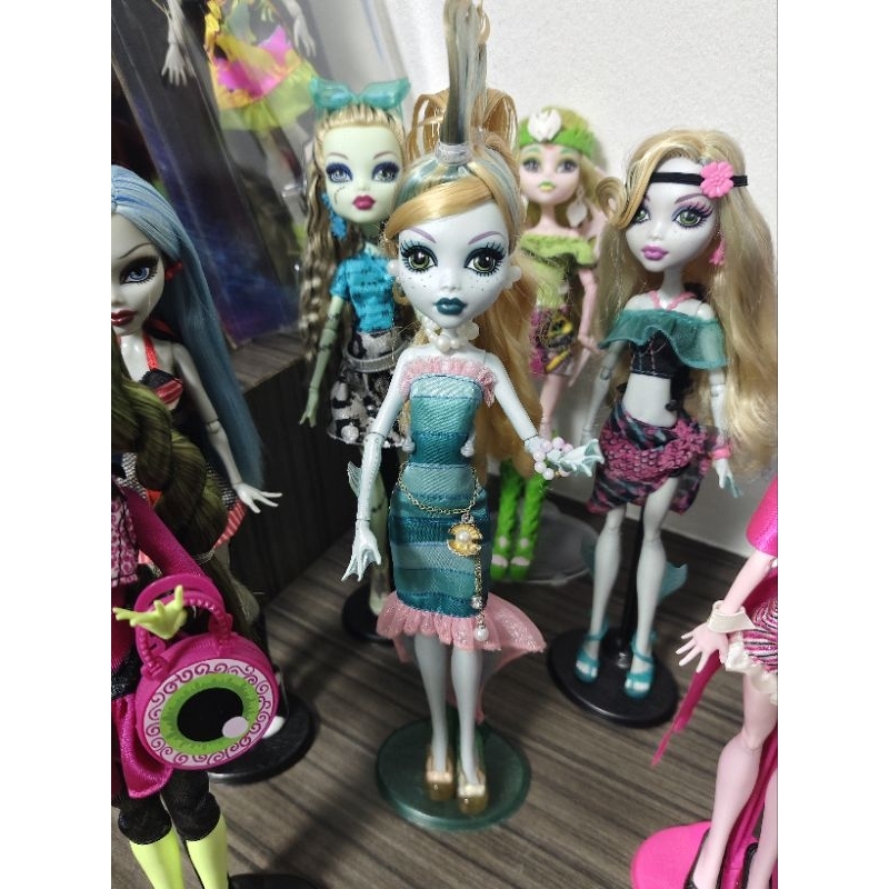 Monster high doll lagoona dawn of dance ( ทักหาแม่ค้าก่อนน้า )