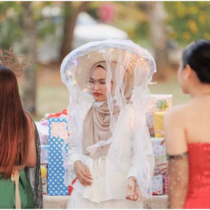 หมวกแมงกระพรุน ไฟกระพริบ