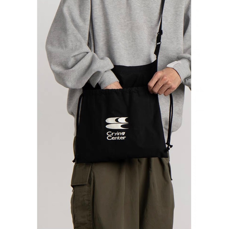 CryingCenter กระเป๋าสะพายข้าง/ครอสบอดี้ Newsboy Bag