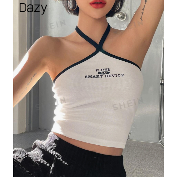 เสื้อคล้องคอแฟชั่น สายเดี่ยว งานป้าย "dazy" สกรีนลายเล็กๆ ผ้าร่องเล้ก สีขาว