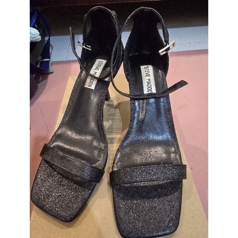 รองเท้าส้นสูงsteve madden