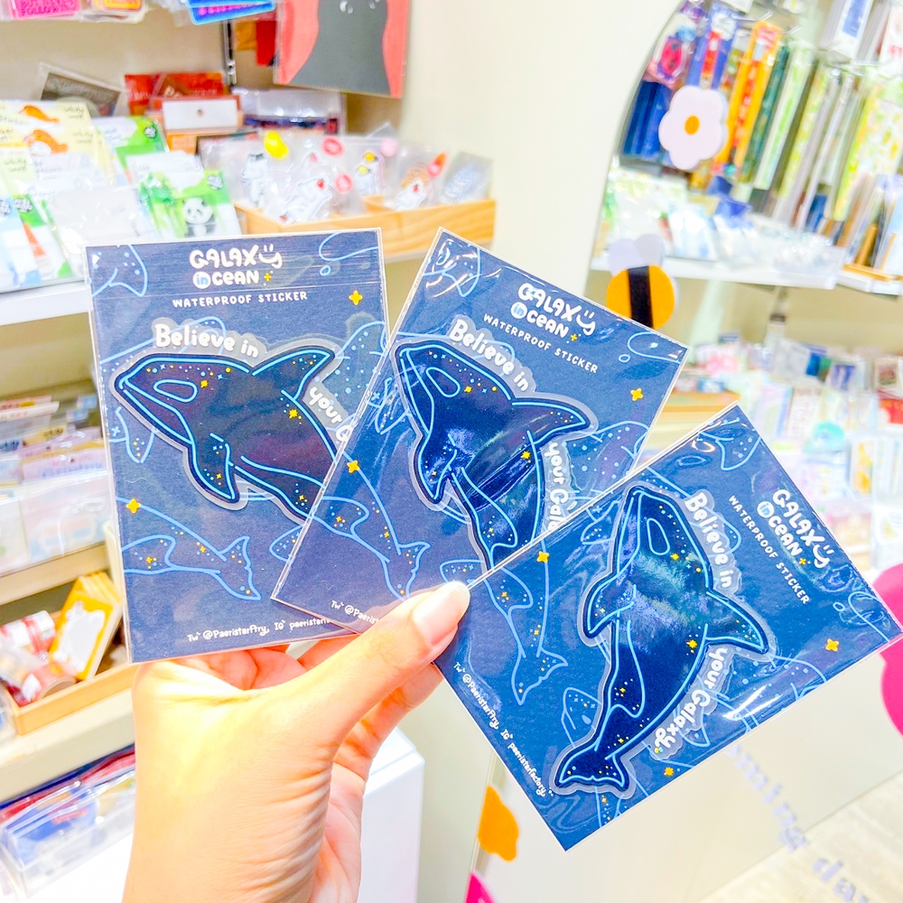 ลายใหม่มาแล้วนะ! สติกเกอร์ Galaxy in Ocean มหาสมุทรแสนสดใส มีลายน้องวาฬและฉลามน้อย สุดคิวท์ [Paeristar Factory]