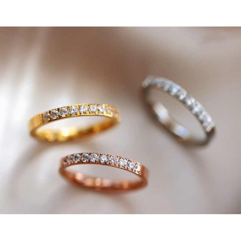 [#03]พร้อมส่ง แหวนเพชรครึ่งวง ตัวหนา ไทเทเนี่ยม หญิงงานเพชรครึ่งลอบสแตนเลสแท้