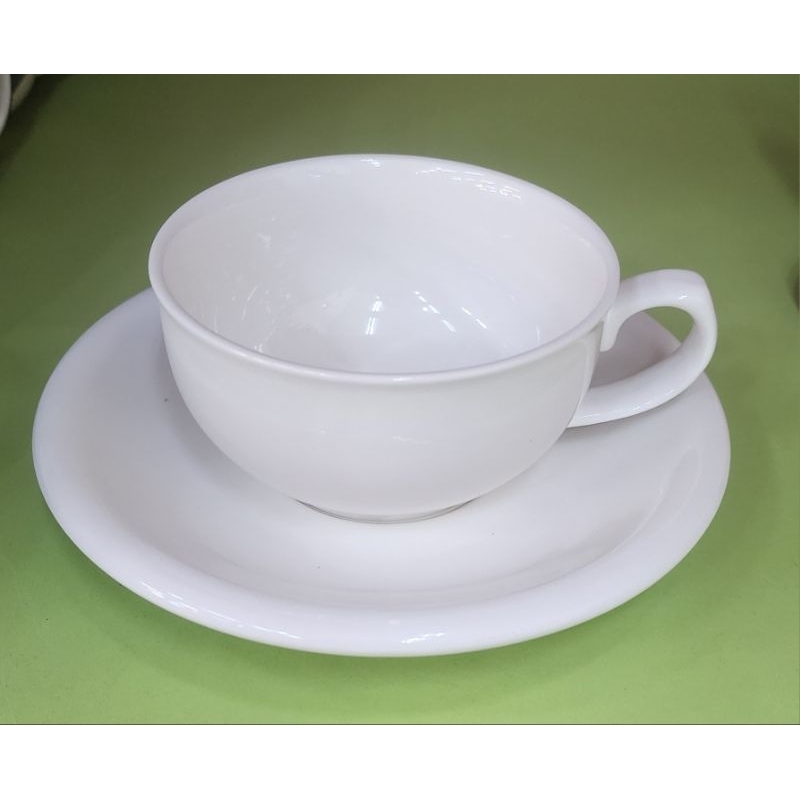 แก้วกาแฟพร้อมจานรองเซรามิคสีขาว ขนาด 10 ออนซ์