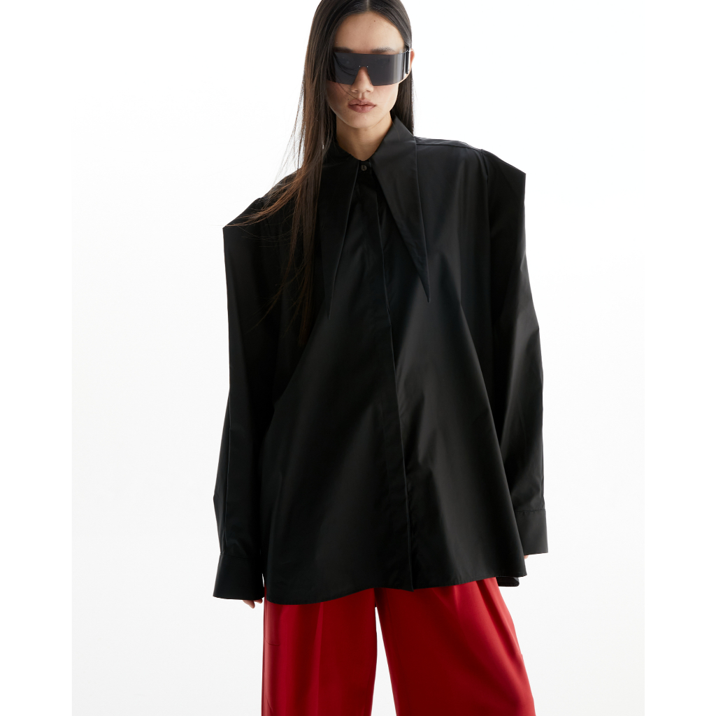 The SRT X14 (TBL245) Snowpiercer Oversized Shirt - เสื้อเชิ้ตโอเวอร์ไซส์แขนยาว ปกแหลม สีดำ — صورة 4