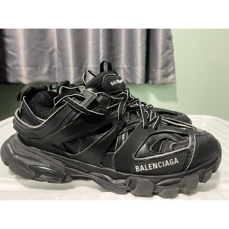 รองเท้า Balenciaga Track มือ2 size41/27cm.👇🏼อ่านรายละเอียดก่อนสั่งซื้อ
