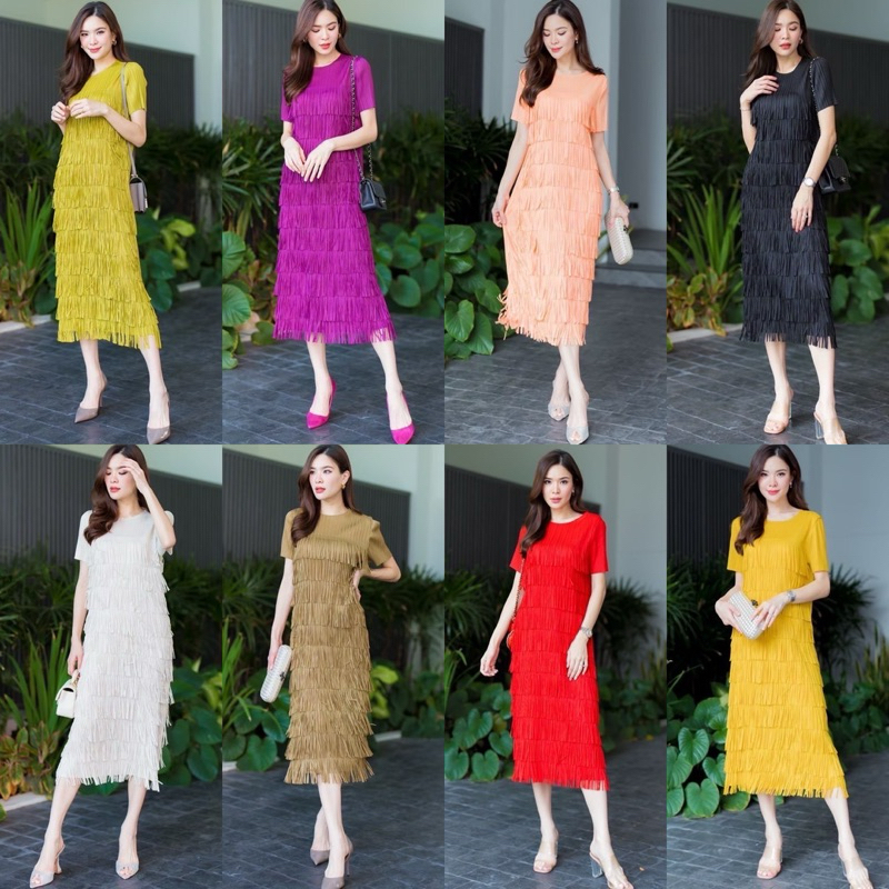 เดรสอัดพลีท คอกลมแขนสั้นแพตเทิร์นดีงามมากๆค่ะเล่นระดัชายพู่ทั้งตัว สีพื้นใส่ง่าย ไซค์ใหญ่ใส่สบายค่ะ