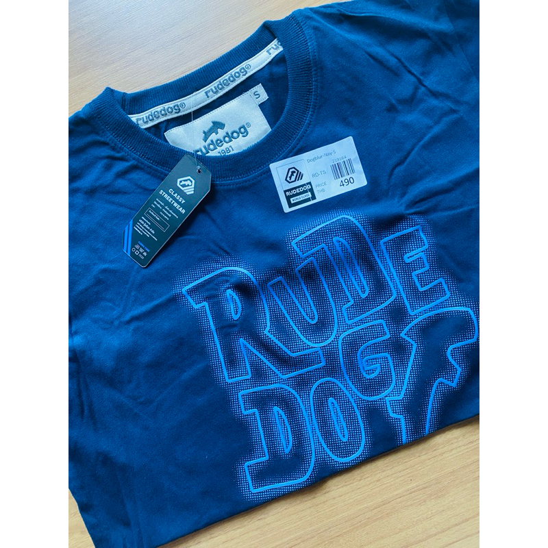 Rudedog Dog blur เสื้อยืด แขนสั้น ผ้ายืด ผ้านุ่ม ของแท้ ของใหม่ มือ1 Clothing