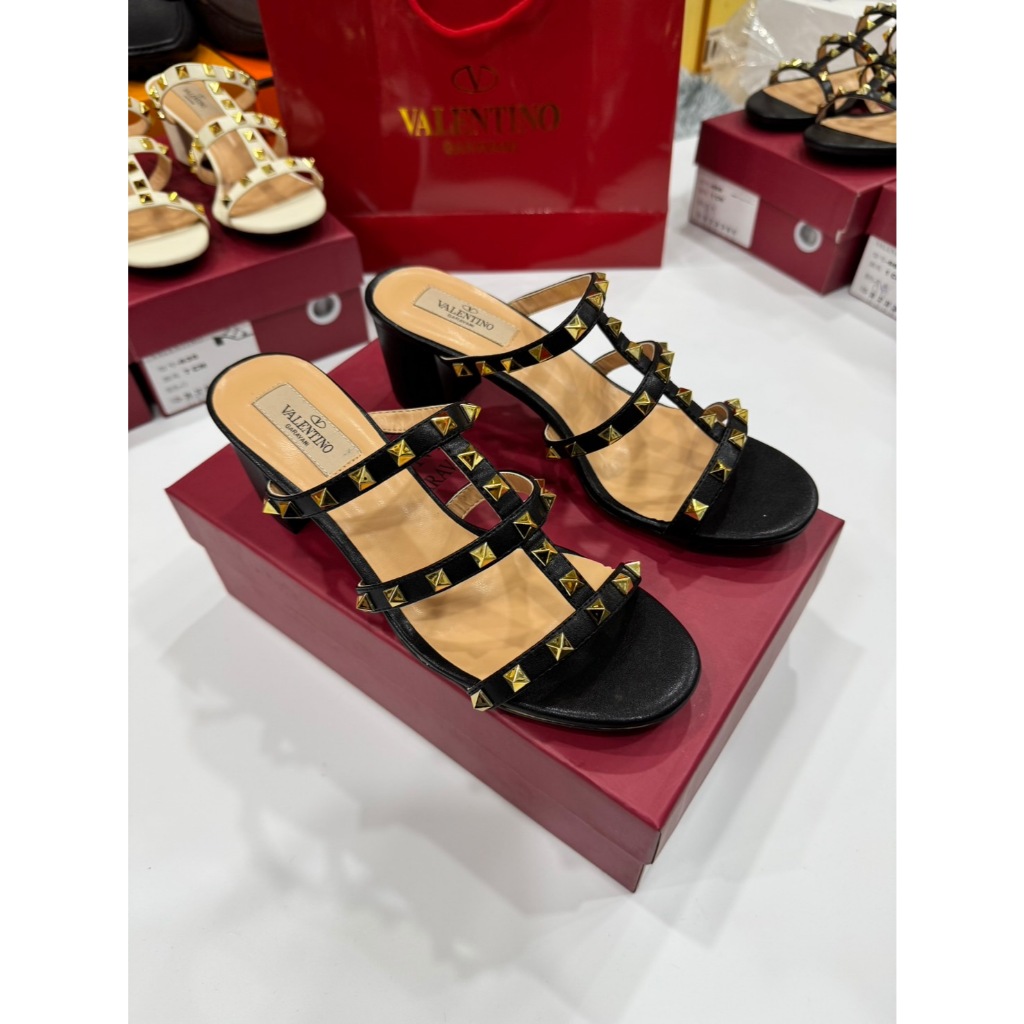 รองเท้ามีส้นผู้หญิง Valentino เกรด Hi end มีไซส์ 36-41