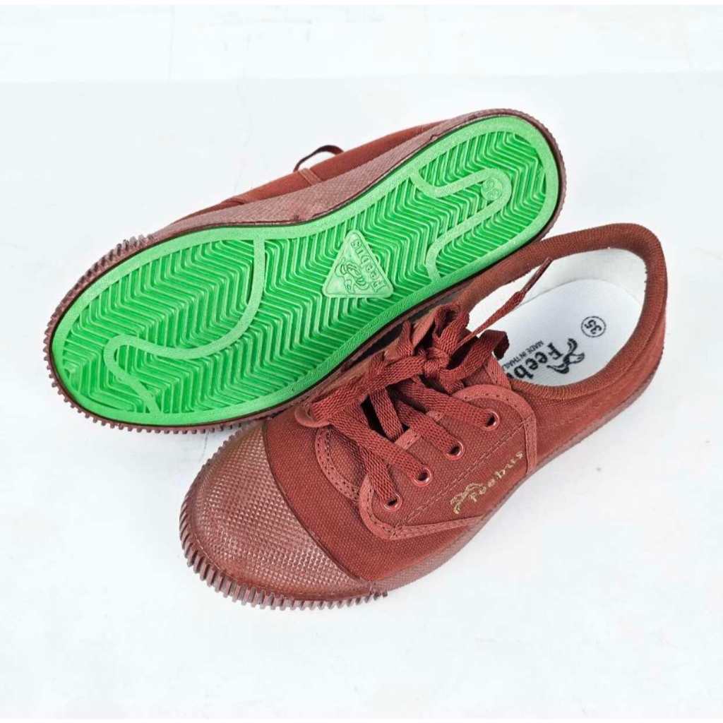 รองเท้าผ้าใบเบรกเกอร์4x4