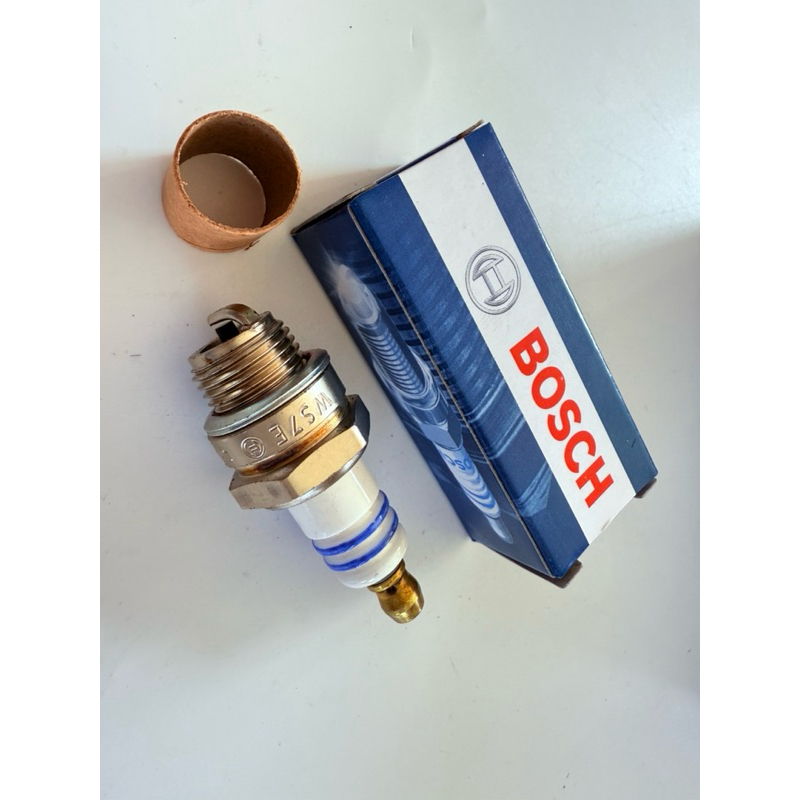 หัวเทียน bosch แท้ WS7F 2จังหวะ เบอร์7441  เครื่องยนต์ เลื่อย 2จังหวะ เครื่องตัดหญ้า เครื่องเป่าลม 650