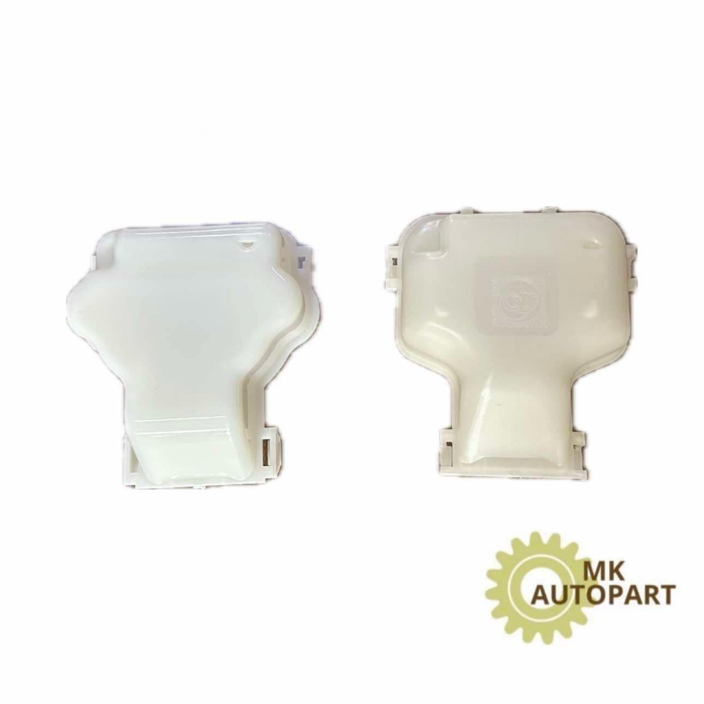 ฝาพลาสติกครอบใต้ฐานเกียร์ ISUZU TFR ดราก้อนอายส์ D-MAX'03 4JA 2500 4JH 3000