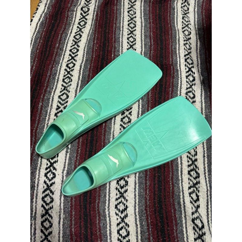 GULL - MEW Full foot fin ฟินMEW ไซส์ MS ผู้หญิงเท้า39ใส่ได้ค่ะ