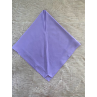 ฮิญาบสามเหลี่ยมผ้าชีน่าสีขาวโอโม่(นพม.)🌟สินค้าเพิ่มใหม่🌟