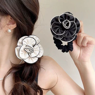พร้อมส่งในไทย!!! ยางรัดผมดอกไม้ Mono Flower Band สวยเรียบคลาสสิค