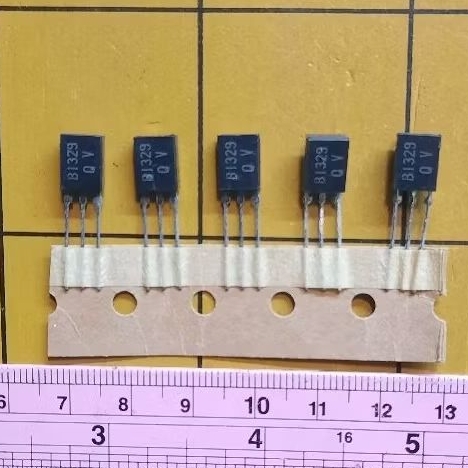 ทรานซิสเตอร์2SB1329ขยายเสียง