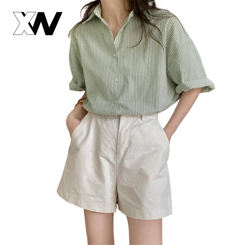 สินค้าเข้าใหม่พร้อมส่ง เสื้อเชิ้ตลำลองสไตล์เกาหลี  งานแฟชั่น ทรงดี ดีไซน์น่ารัก งกิมมิคเล่นๆเพิ่มลูกเล่น จิ้มตะกร้าด่วนๆ