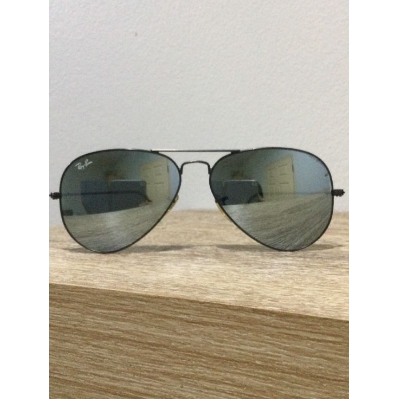 Ray-Ban Aviator Large Metal แว่นกันแดดRAYBAN RB3025 029/30 Size 58 ของแท้มือสอง