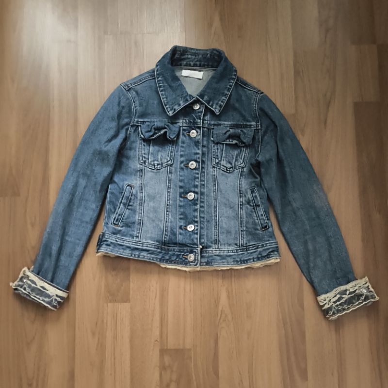 เสื้อ ยีนส์ ญี่ปุ่น lizlisa มือสอง อก32 สภาพดี น่ารัก สายหวาน มีตำหนิเล็กน้อย