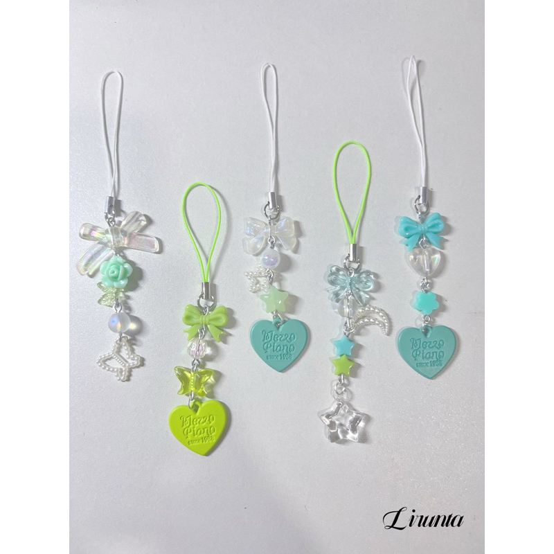 พวงกุญแจเล็ก น่ารักๆ สีเขียวมิ้นท์ 💚🤍✨ Lirunta