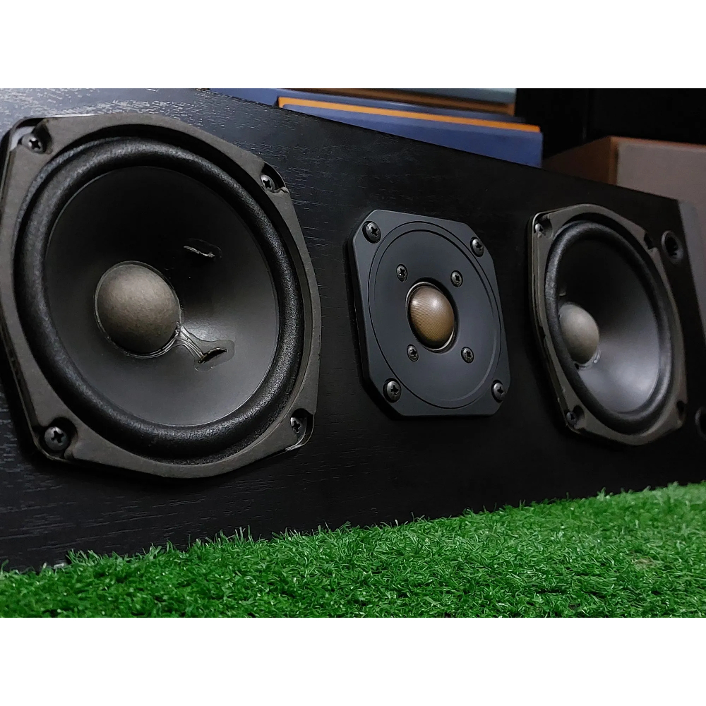 ลำโพง Center Yamaha NS-C110made in japan มือ2จากญี่ปุ่น ส/ก/ย/15/47/17/cm.ดอก4.3นิ้ว 2ดอกคู่หนัก4kg.