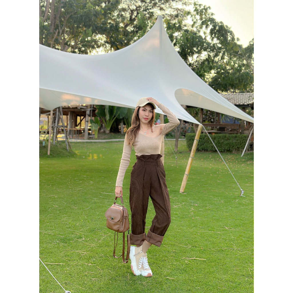 KUMA CAMP เอิร์ธโทน ภูเขา หรือ แคมป์ปิ้ง