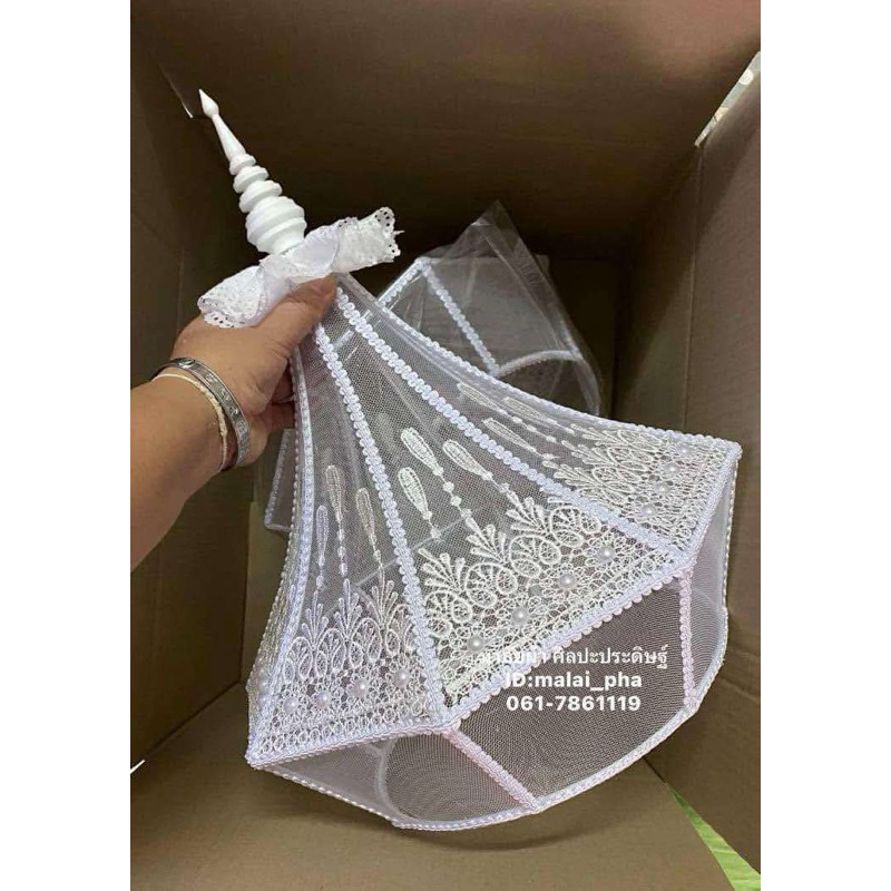 ฝาชีครอบขันหมากลูกไม้สีขาวประดับมุก รูปทรง8 เหลี่ยม  ราคา/1ชิ้น