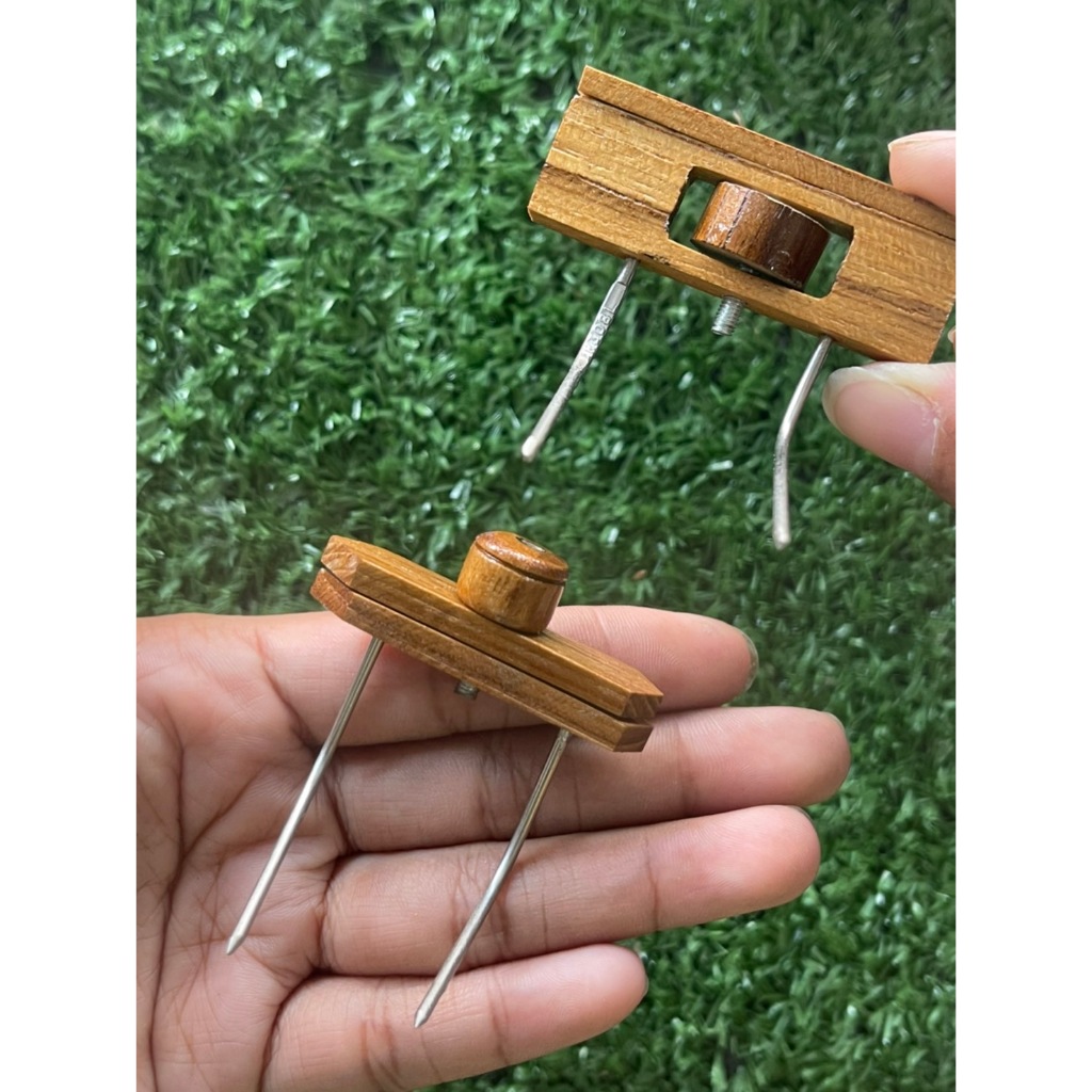 เกี่ยวกล้วยปรับระดับกรงนกหัวจุก งานไม้สัก สำหรับใส่กรงนกหัวจุก