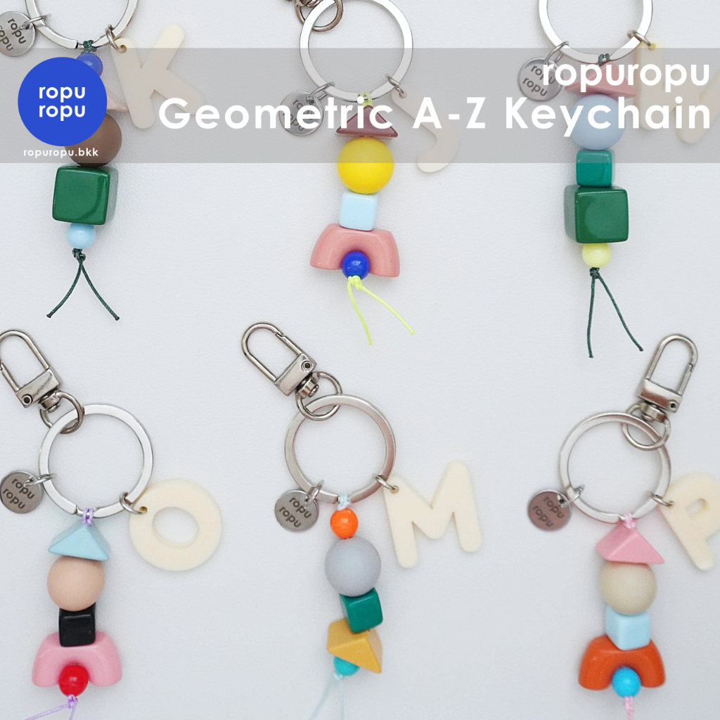 Geometric A-Z Keychain พวงกุญแจทรงเลขาคณิต พร้อมตัวอักษรA-Z (***เลือกตัวอักษรได้***)