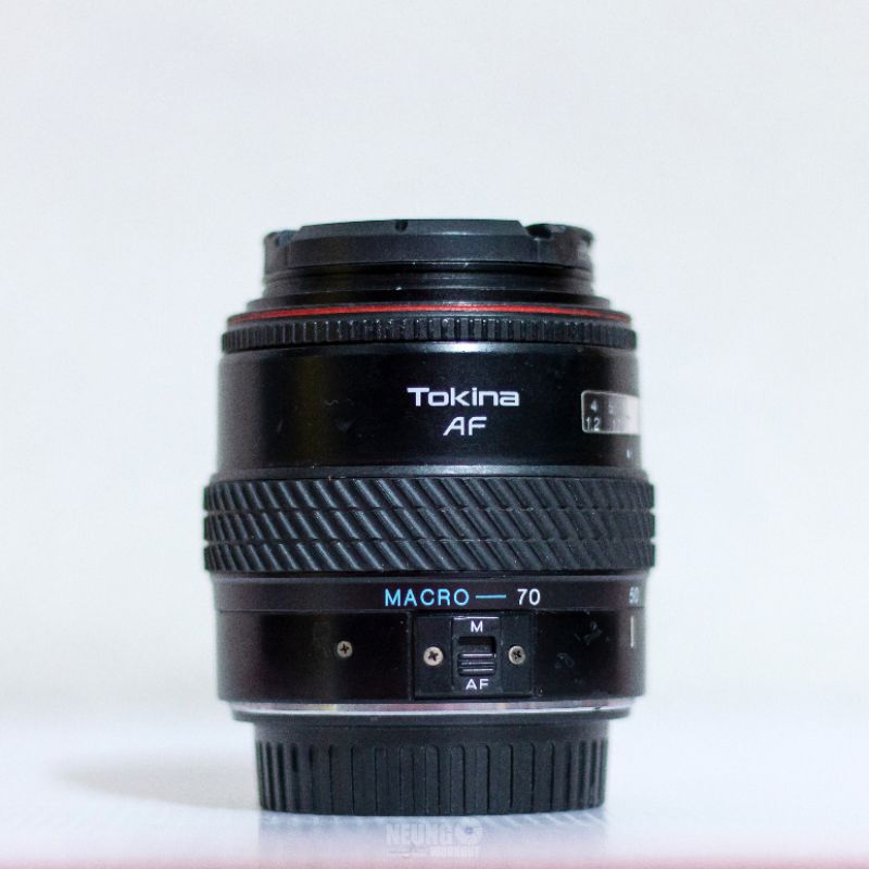 Tokina AF 28-70mm f2.8-4.5 Macro Canon