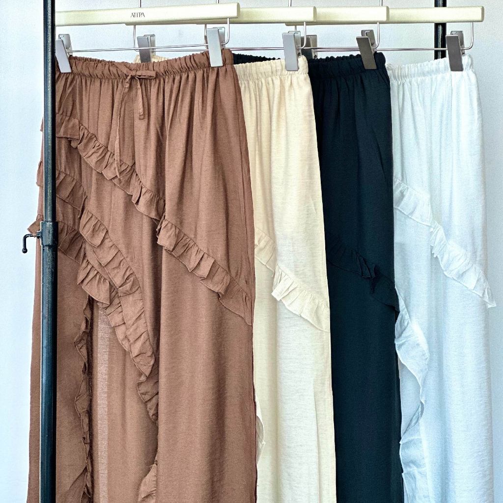 Atipashop - EZRA SKIRT กระโปรงยาว ขอบยางยืด ดีเทลระบาย ทรงสวย