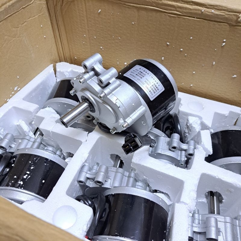 มอเตอร์เกียร์ มอเตอร์ทดรอบแรงบิดสูง 24V 250W 75RPM มอเตอร์วิลแชร์ มอเตอร์ทำรถตัดหญ้าบังคับ
