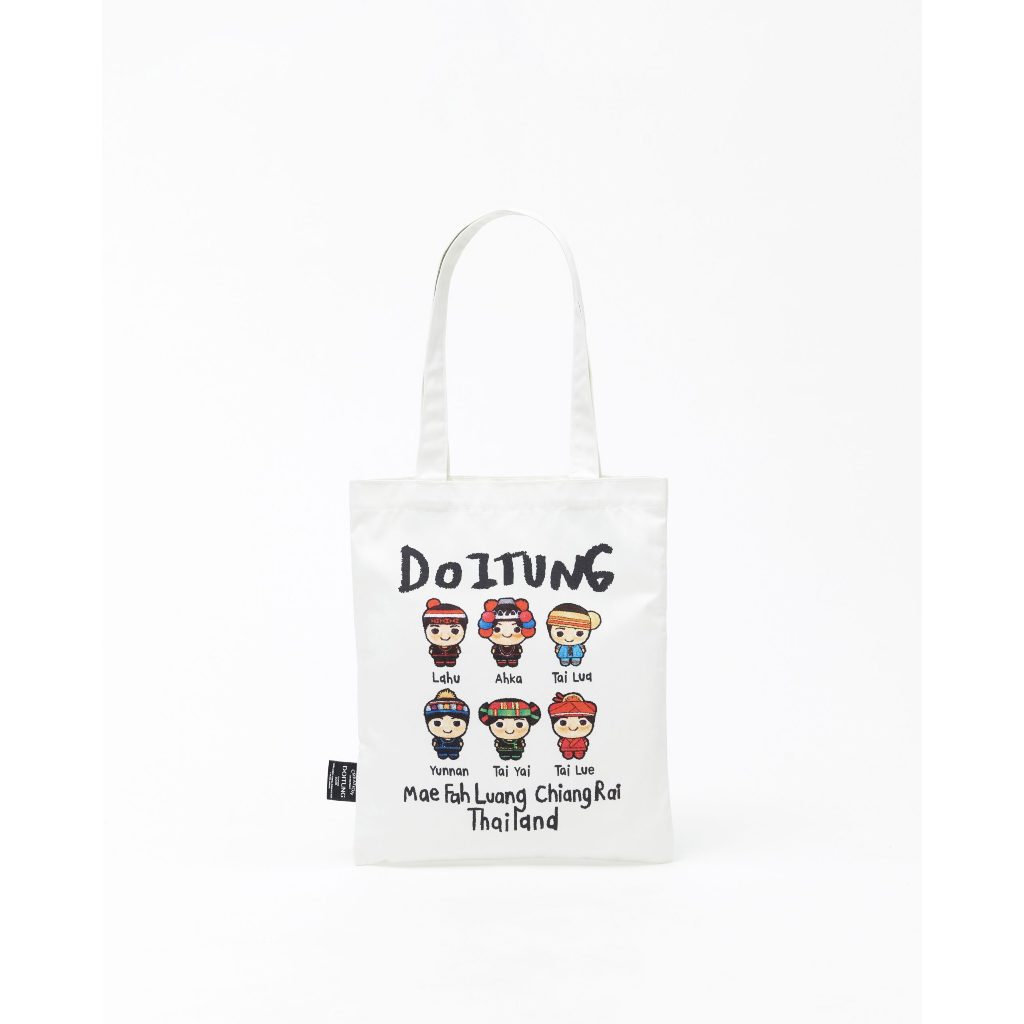 DoiTung กระเป๋าผ้า Doitung 6 Tribal White M