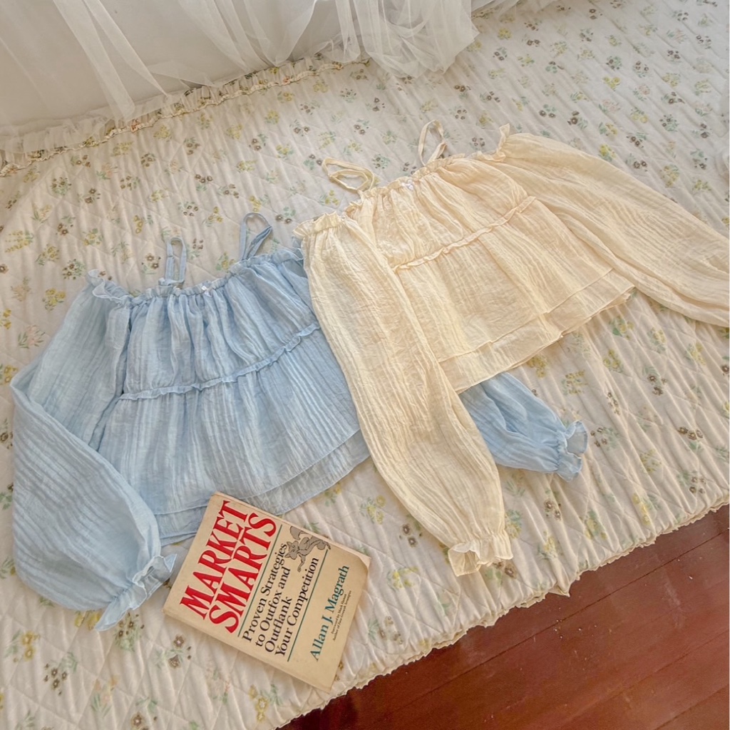 RIKA น้องไอริน เสื้อสายเดี่ยวแขนพองระบายสองชั้น