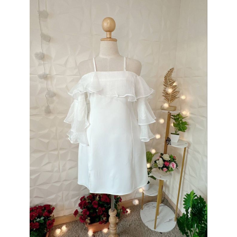 เข้าเพิ่มแล้วจ้า ครบสีครบไซร์งานจริง พร้อมส่งเดรสสายเดี่ยว ปาดไหล่ ตัวเป็นผ้าบาร์บี้ ระบายเป็นผ้าแก้วออแกนดี้ - รูปที่ 5