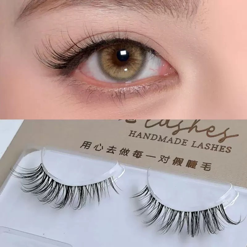 ขนตาปลอม รุ่น ZM18 ขนตาปลอม 3D ความยาว 10 mm. ยาวนุ่ม ฟุ้งสวย แกนนุ่ม ไม่แข็ง เป็นธรรมชาติ ขนตาปลอมแกนเอ็นใส