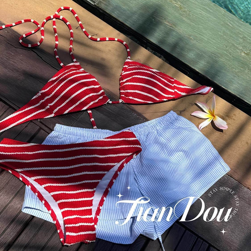 ชุดว่ายน้ำ bikini ชุดบิกินี่สีแดง ทูพีช ผูกคอ มีฟองน้ำ ลดราคา50% beach#0600