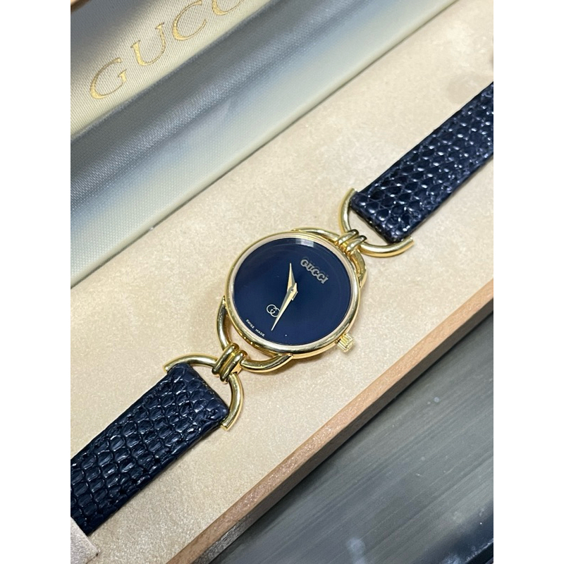 Gucci 6000L Quartz Swiss  made มือสองของเเท้100% พร้อมกล่อง